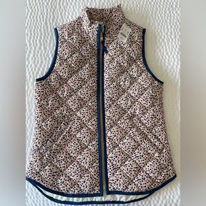 NWT. Women’s J.Crew quilted floral vest with ruffle collar and cold zipper.